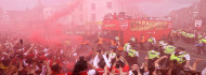 Photo of Látványos képeken a pirosba borult London, több százezren ünnepelték vasárnap az Arsenal bajnoki címét