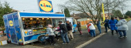 Photo of Újabb turnét indít a Lidl: polgármesterek küldhetnek meghívót a guruló boltnak