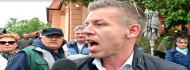 Photo of Saját híveivel kommentcsatázik Magyar Péter!