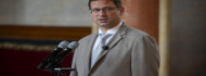Photo of Gulyás Gergely arról írt a Facebookon, hogy egy Facebook-ellenzék lehet sikeres, de egy Facebook-kormány nem