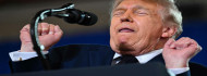 Photo of Cukorkaként osztogatja az elnöki kegyelmet Donald Trump, amiből a lobbisták óriási üzletet csinálnak
